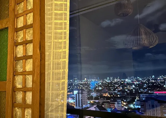 Balay Sa Air, Beyond Ordinary At Air Residences Makati Apartment *